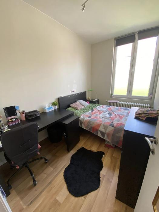 Student room 80 m² in Mons