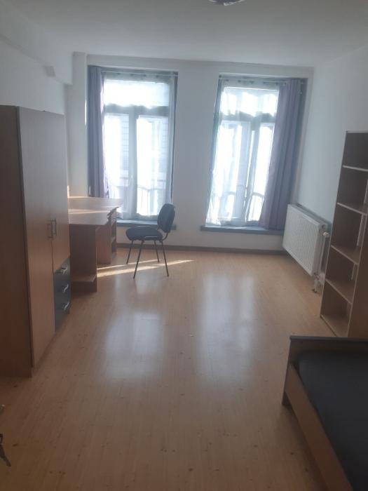 Kot 12 m² à Mons