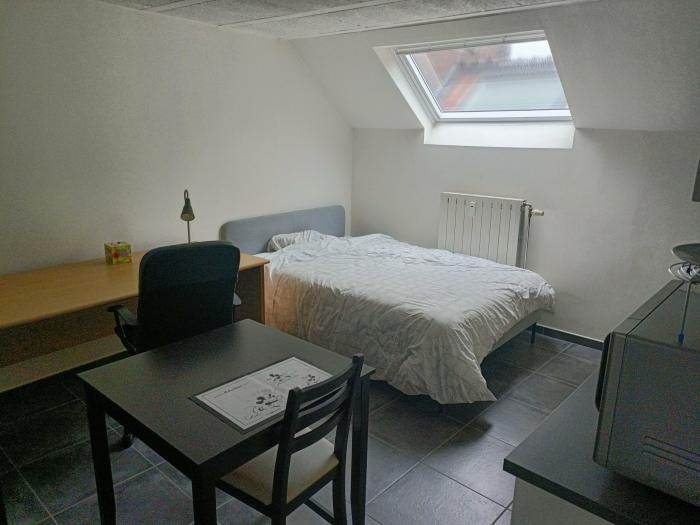 Kot 15 m² à Mons