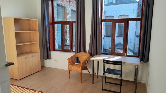 Studio 58 m² à Mons