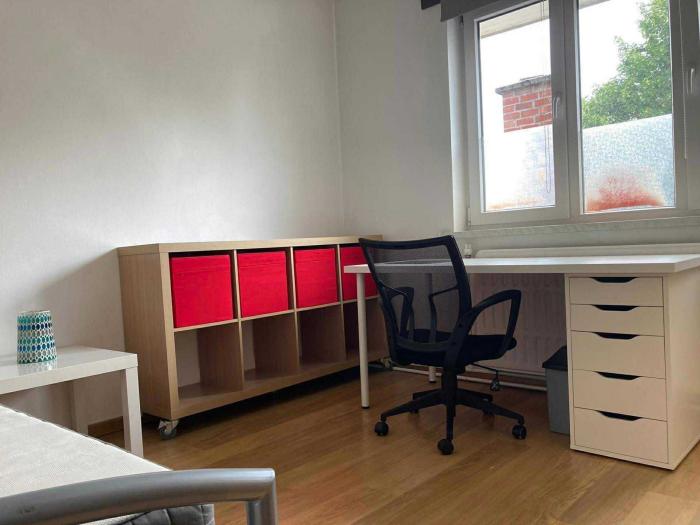 Shared housing 16 m² in Mons