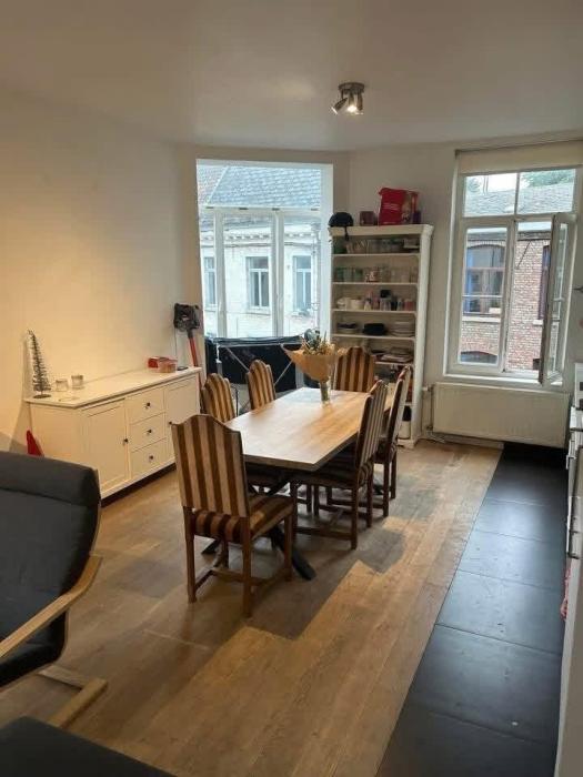 Kot 120 m² à Mons