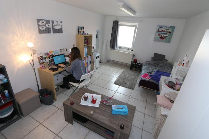 Kot 17 m² à Mons