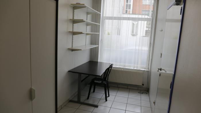 Shared housing 200 m² in Mons