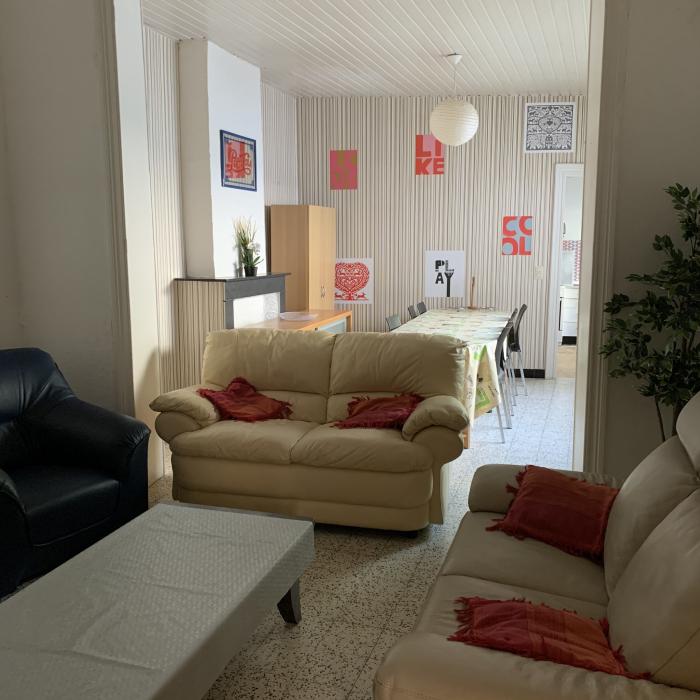 Shared housing 200 m² in Mons