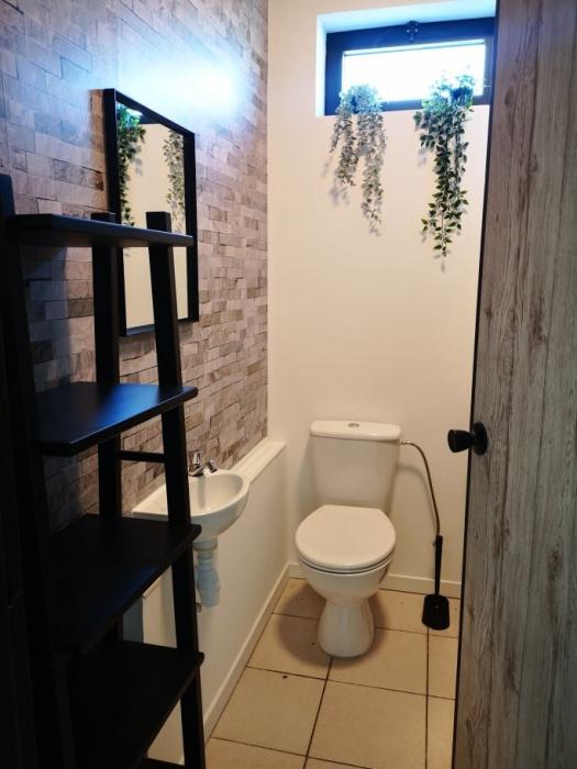 Salle de douche commune