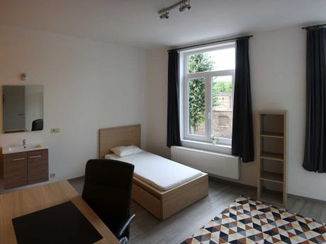 Kot 40 m² à Mons