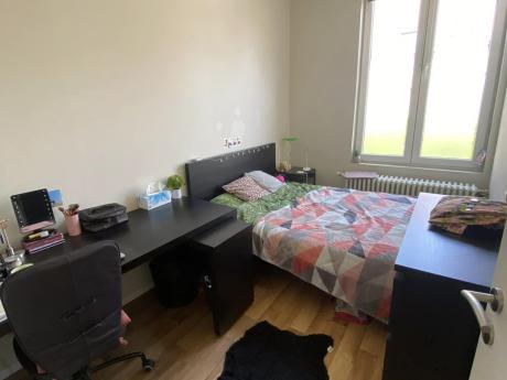 Kot 80 m² à Mons