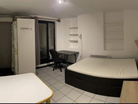 Kot 18 m² à Mons
