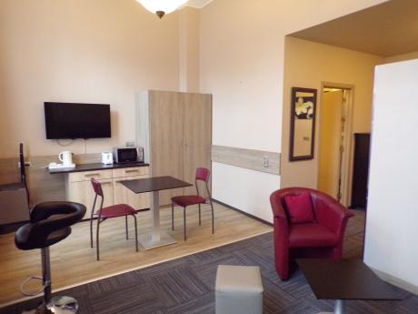 单人间 35 m² 在 Mons